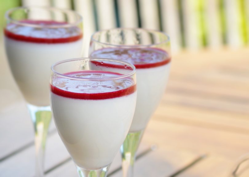 panna cotta au lait d’amandes en verrines