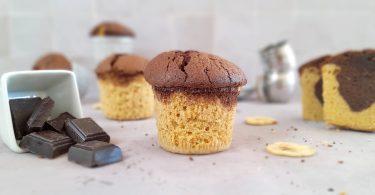 Muffins marbrés à l’orange, au chocolat et à la banane, avec leur dôme chocolat